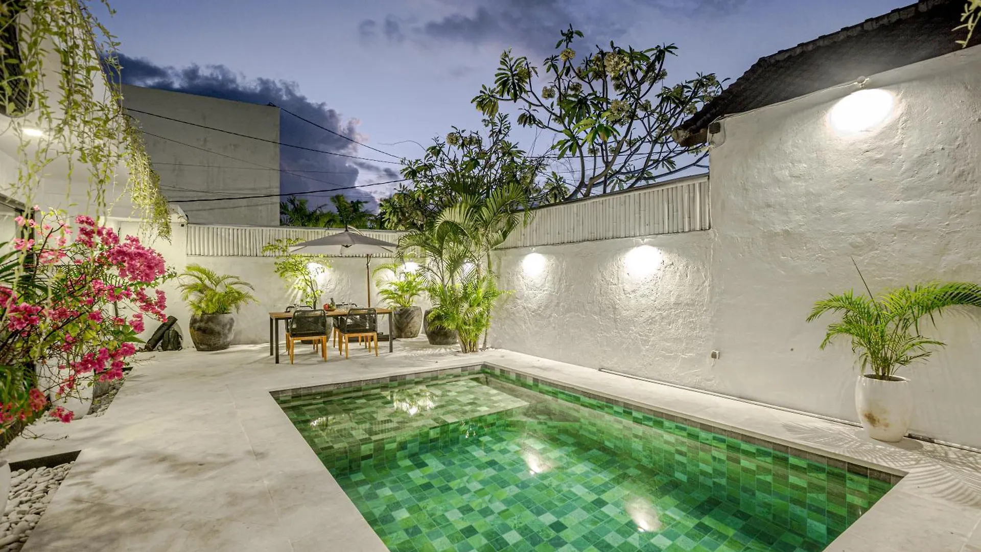 Villa Lemone 4 By Bali Villa Solutions Seminyak Indonézia