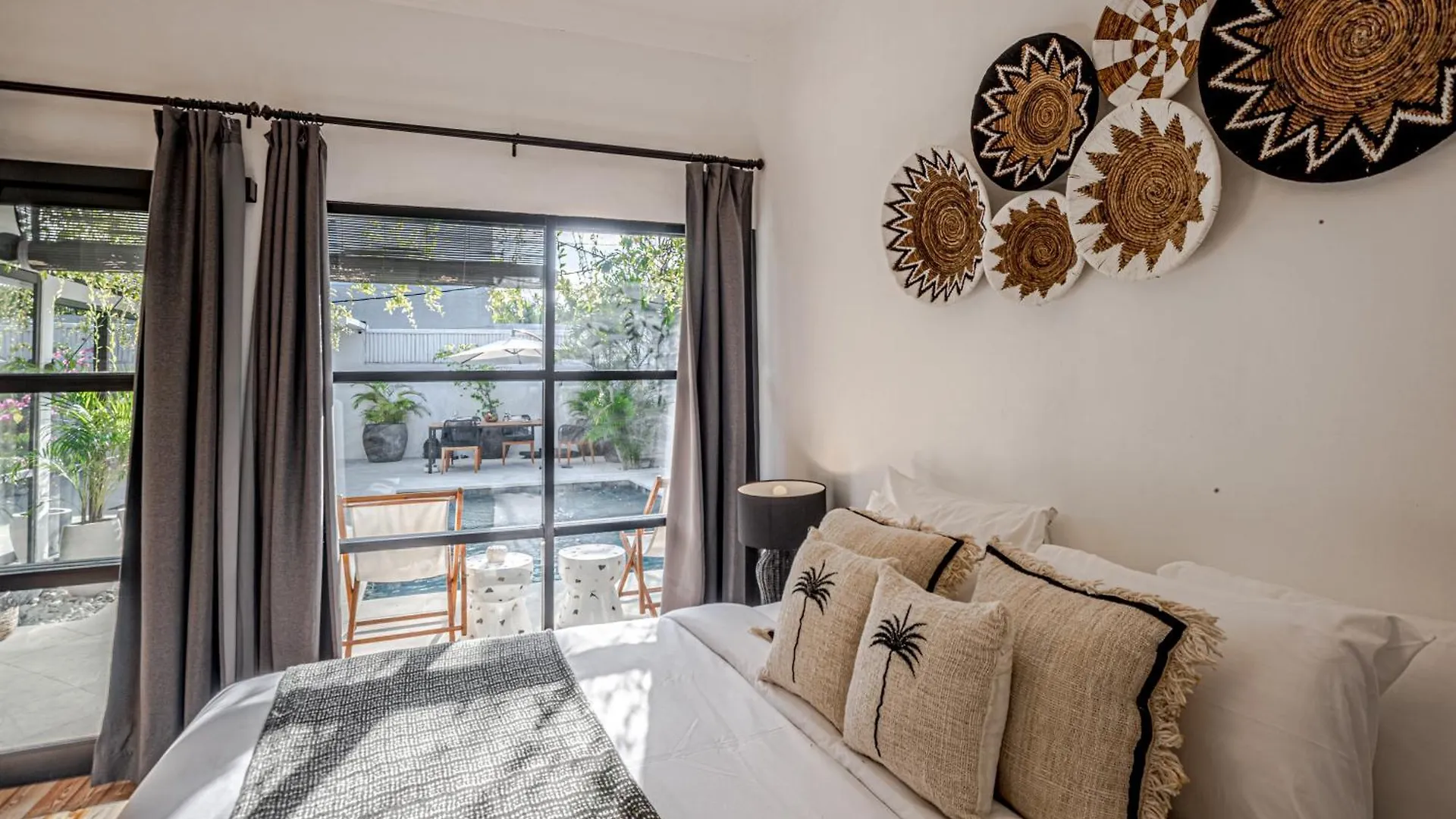 Villa Lemone 4 By Bali Villa Solutions Seminyak Indonézia