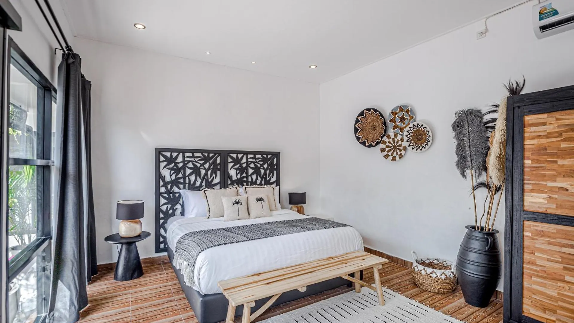 Villa Lemone 4 By Bali Villa Solutions Seminyak
